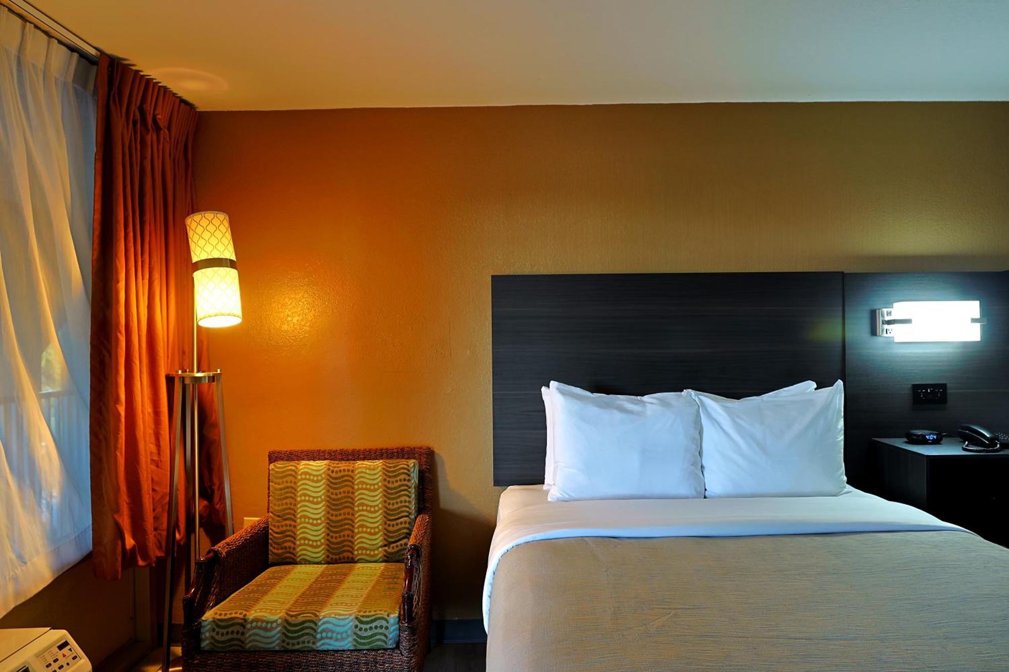 טיטוסוויל Quality Inn Kennedy Space Center מראה חיצוני תמונה