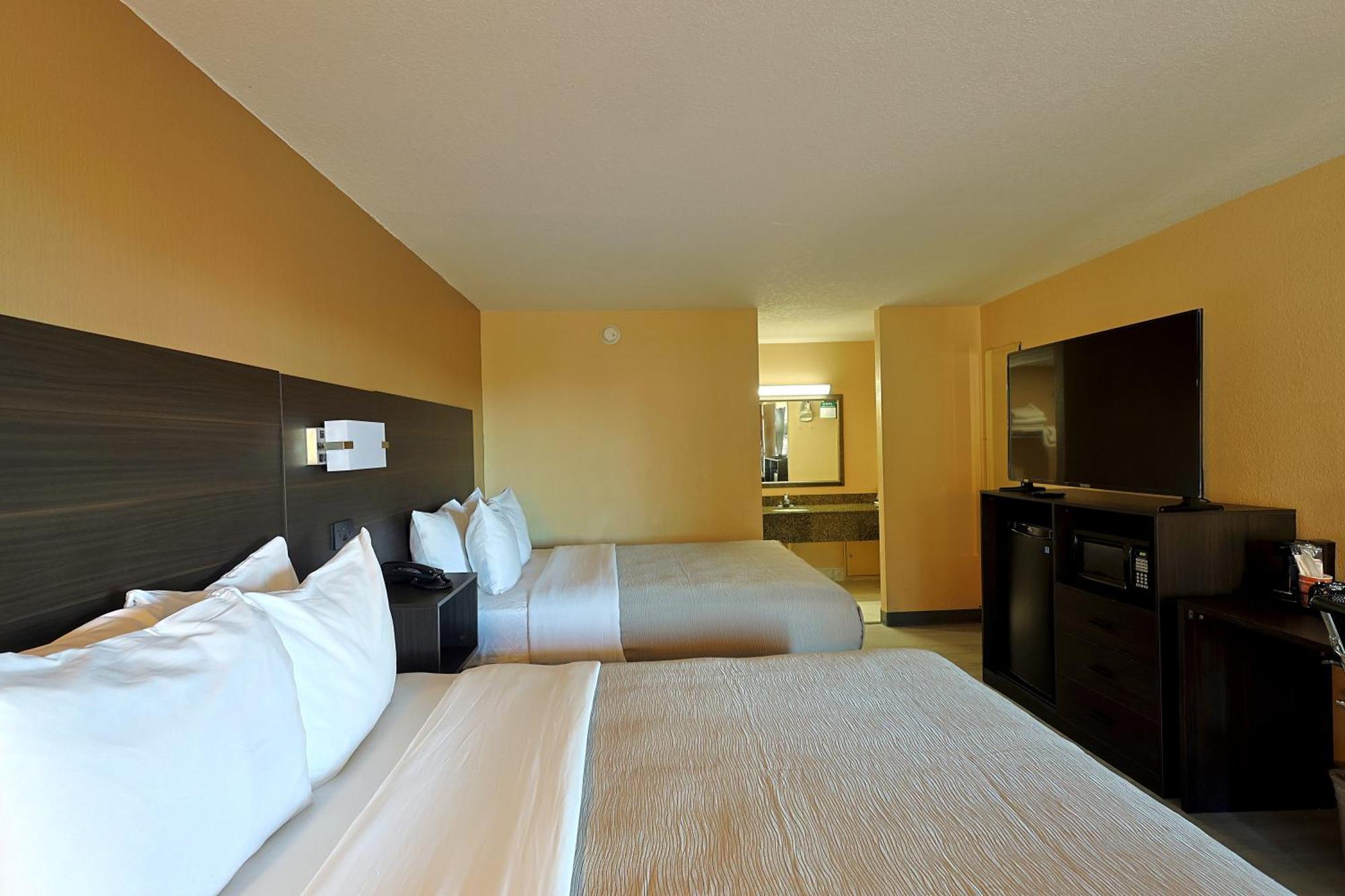 טיטוסוויל Quality Inn Kennedy Space Center מראה חיצוני תמונה